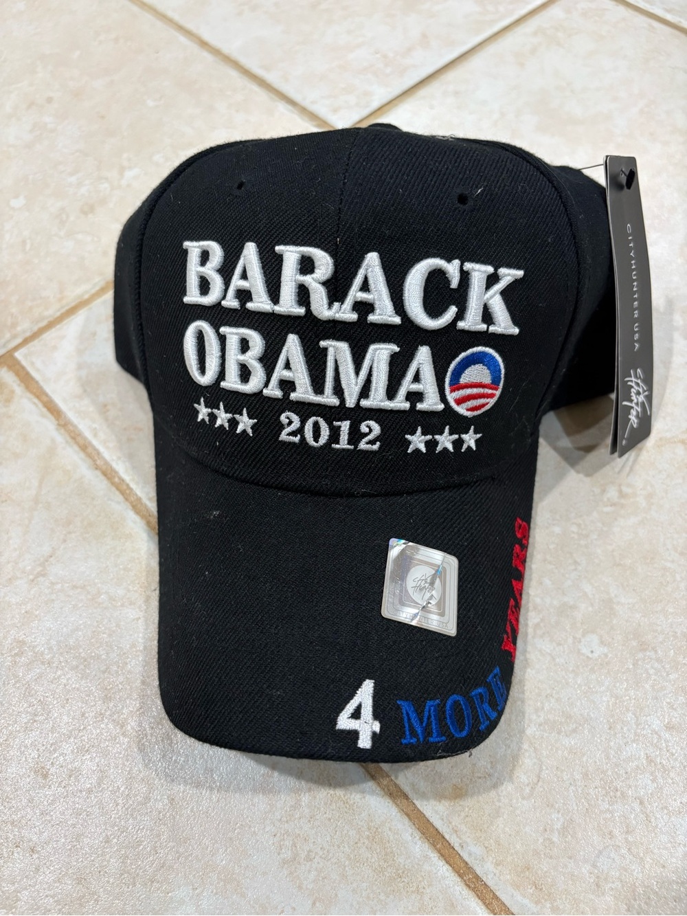 Barack Obama 2012 Black Baseball Cap with Embroidered Logo   NWT